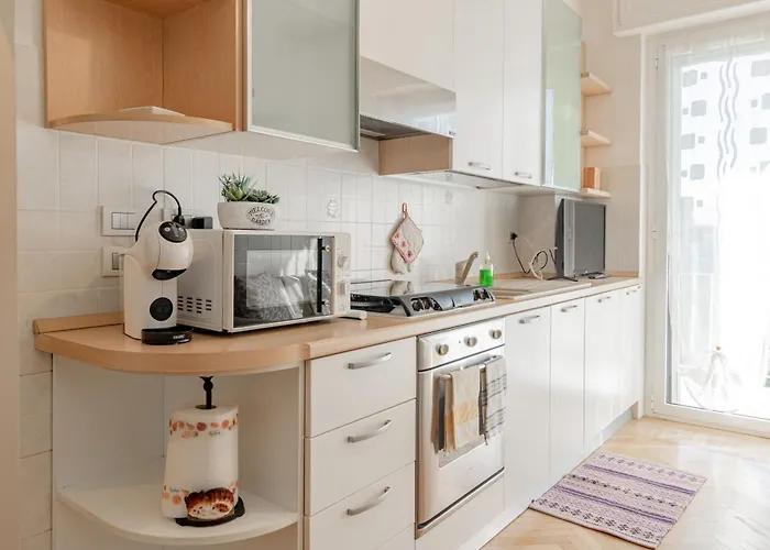 H11 Casa Armonia Vista Mare - * 산레모