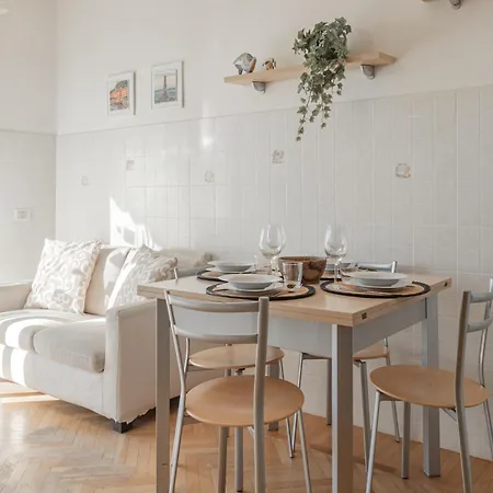 H11 Casa Armonia Vista Mare - 公寓 *